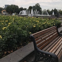 รูปภาพถ่ายที่ Gorky Park โดย Ксения Р. เมื่อ 9/18/2017