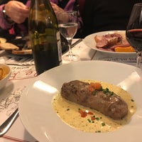 รูปภาพถ่ายที่ Brasserie du Boulingrin โดย ori e. เมื่อ 1/19/2019