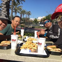 Photo taken at The Habit Burger Grill by Arvin W. on 2/17/2020