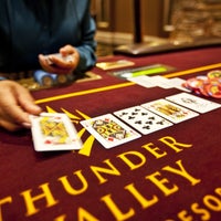 1/16/2014 tarihinde Thunder Valley Casino Resortziyaretçi tarafından Thunder Valley Casino Resort'de çekilen fotoğraf
