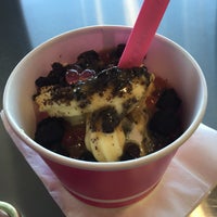 Photo taken at Forever Yogurt by Diana S. on 10/23/2016