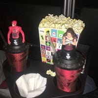 Photo taken at Cinemex by Pandiie J. on 11/17/2017