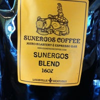 Foto tirada no(a) Sunergos Coffee por Mark R. em 5/7/2013