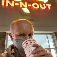 Photo taken at In-N-Out Burger by Chuck W. on 2/17/2022