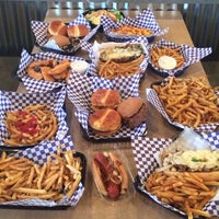 5/23/2014 tarihinde Jesse B.ziyaretçi tarafından Boardwalk Fresh Burgers and Fries'de çekilen fotoğraf