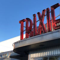 Photo taken at TRIXIE American Diner by Anibal B. on 4/29/2021