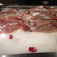 2/15/2014에 Alfred U.님이 Fish Fish Restaurant, Bar, &amp;amp; Market에서 찍은 사진