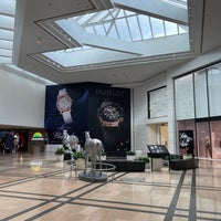 File:Sherway Gardens Mall (37524912122).jpg - Wikipedia