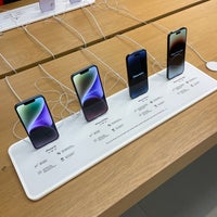 Apple sherway on sale