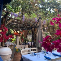 4/23/2022 tarihinde Stephen O.ziyaretçi tarafından Taverna Cretekou'de çekilen fotoğraf