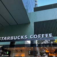 Photo taken at Starbucks by 猫に優しく 地. on 1/22/2022