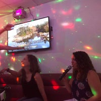 7/22/2018 tarihinde Alina S.ziyaretçi tarafından Lincoln Karaoke'de çekilen fotoğraf