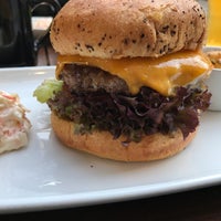 3/30/2018 tarihinde Jay M.ziyaretçi tarafından CA-BA-LU Burger &amp;amp; More'de çekilen fotoğraf