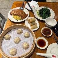 Photo taken at Din Tai Fung 鼎泰豐 by セレステ on 3/1/2024