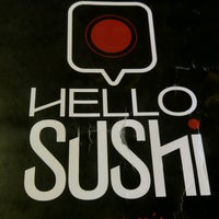 Foto scattata a Hello Sushi da Eduar M. il 9/3/2016