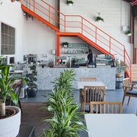 Foto tirada no(a) Specialty Batch Coffee Roastery por Ryan G. em 5/31/2022