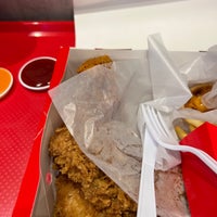 Photo taken at KFC (เคเอฟซี) by bordin t. on 4/21/2023