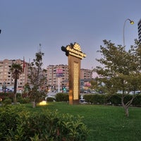 Photo taken at Özdemiroğlu Baklava &amp;amp; Kebap by Efsun B. on 9/25/2022