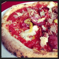 Foto diambil di Piatto Pizzeria + Enoteca oleh Christina A. pada 4/30/2014