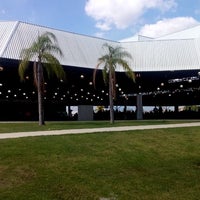 Photo taken at Salão de Assembléias das Testemunhas de Jeová by ロドリゴ R. on 8/14/2015
