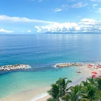 Photo taken at Hilton Vallarta Riviera All-Inclusive Resort by Dianss L. on 6/25/2021