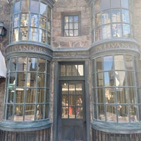 Photo taken at Ollivanders by Dianss L. on 11/3/2021