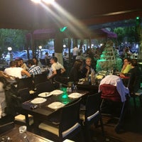 Снимок сделан в Ataköy Bahçem Restaurant пользователем Tuncay Ş. 6/10/2016