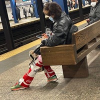Photo taken at MTA Subway - Broadway Junction (A/C/J/L/Z) by Sara Jo on 3/10/2022