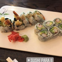 Photo taken at Sushi Para II by Caro S. on 8/12/2018