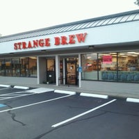 Foto tirada no(a) Strange Brew por Strange Brew em 1/21/2014