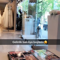 Photo taken at Ahu Alnıpak Moda Evi by Elif Ö. on 4/13/2017