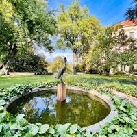 Photo taken at Zahrada ve Šternberském paláci | Garden in Sternberg Palace by Pavlína J. on 9/2/2023