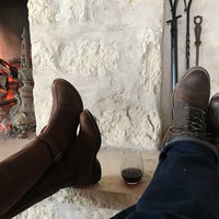 2/11/2018 tarihinde Randy W.ziyaretçi tarafından Driftwood Estate Winery'de çekilen fotoğraf