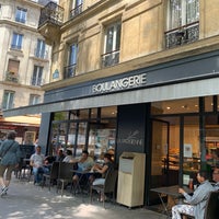 Photo taken at Boulangerie La Parisienne by Audrey T. on 6/15/2019