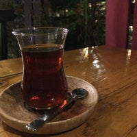 Das Foto wurde bei Kadıköy Cafe &amp; Restaurant von Ramazan K. am 10/13/2018 aufgenommen