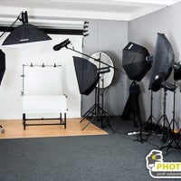 รูปภาพถ่ายที่ Phototools.cz โดย Phototools.cz เมื่อ 1/23/2014