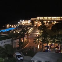 Foto scattata a Acapulco Resort Convention SPA Casino da Selma Y. il 9/28/2017