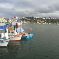Photo taken at H. Babaoğlu Balık Restaurant by 🐬 on 10/8/2015