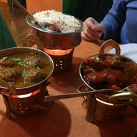 Foto tomada en Sagar Indian Cuisine  por Esmira M. el 4/13/2016