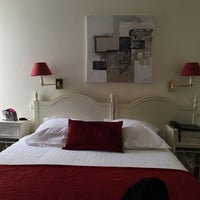 Foto diambil di Hôtel Aston oleh Badi C. pada 6/11/2016