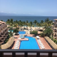 Photo taken at Friendly Vallarta Beach Resort &amp; Spa by Leslie G. on 5/7/2017