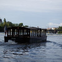 Das Foto wurde bei Prague Venice Boat Trips - Pražské Benátky von Prague Venice Boat Trips - Pražské Benátky am 1/24/2014 aufgenommen