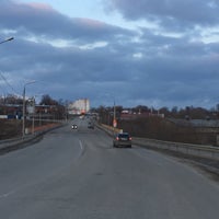 Photo taken at Мост в Гончарах by Дмитрий С. on 4/3/2016