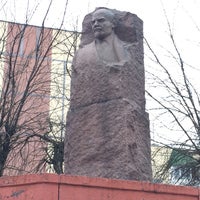 Photo taken at Памятник Ленину by Дмитрий С. on 10/11/2014