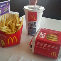 Photo taken at McDonald&amp;#39;s by Edgar C. on 9/17/2012