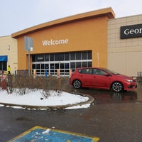 12/24/2018 tarihinde Elisa A.ziyaretçi tarafından Walmart'de çekilen fotoğraf