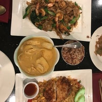Photo taken at Oros Thai Restaurant by Albert P. on 11/4/2017