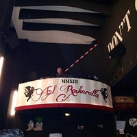 Foto tirada no(a) El Resto Bar por Elenitsab em 11/28/2014
