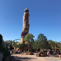 Photo taken at Universal&amp;#39;s Islands of Adventure by Gizela F. on 10/29/2017