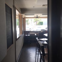 Foto scattata a V&amp;#39;s restaurant + bar da Devin B. il 8/11/2017